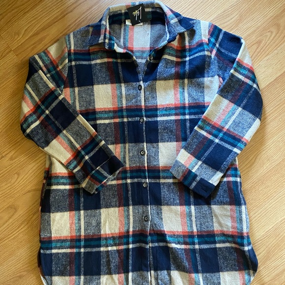 Plaid Shirt Jacket/ Shacket - Picture 1 of 1